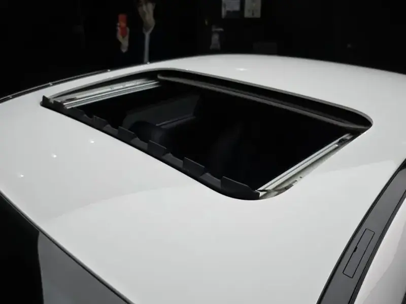 2022 Mercedes-Benz E-Класс с пробегом 28 246 км
