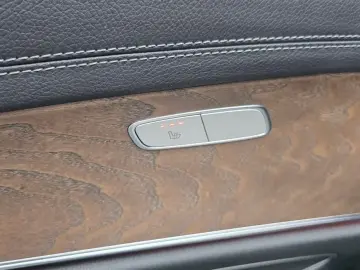 2022 Mercedes-Benz E-Класс с пробегом 28 246 км
