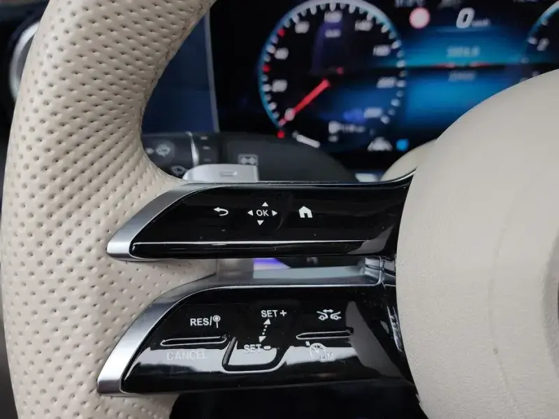 2023 Mercedes-Benz E-Класс с пробегом 20 900 км