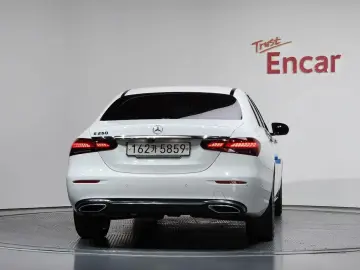 2021 Mercedes-Benz E-Класс с пробегом 61 354 км