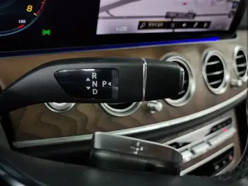 2021 Mercedes-Benz E-Класс с пробегом 61 354 км