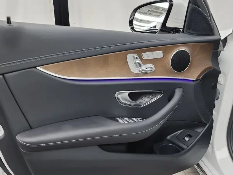2021 Mercedes-Benz E-Класс с пробегом 61 354 км