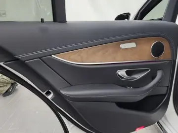 2021 Mercedes-Benz E-Класс с пробегом 61 354 км