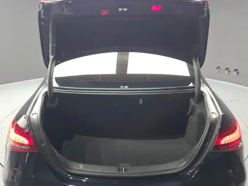 2022 Mercedes-Benz E-Класс с пробегом 68 505 км