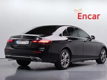 2022 Mercedes-Benz E-Класс с пробегом 44 148 км