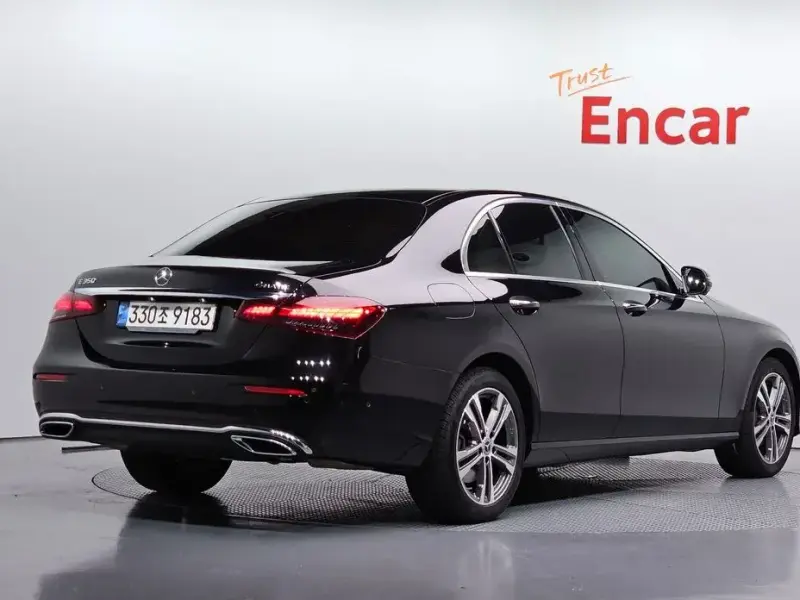 2022 Mercedes-Benz E-Класс с пробегом 44 148 км