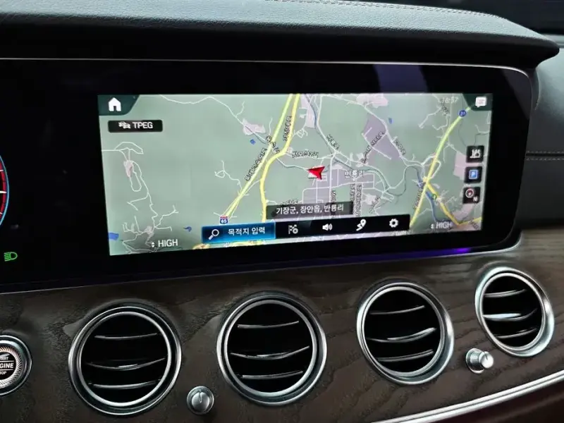 2022 Mercedes-Benz E-Класс с пробегом 100 117 км