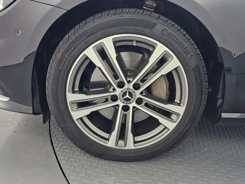 2022 Mercedes-Benz E-Класс с пробегом 44 148 км