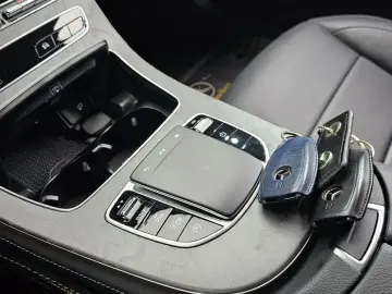 2022 Mercedes-Benz E-Класс с пробегом 44 148 км