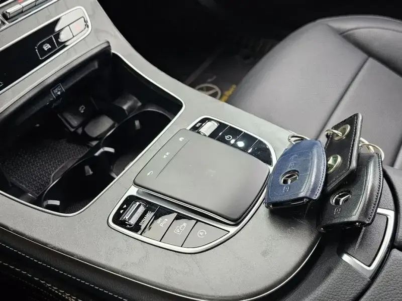 2022 Mercedes-Benz E-Класс с пробегом 44 148 км