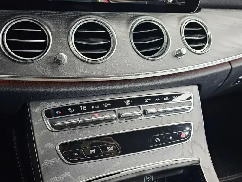 2022 Mercedes-Benz E-Класс с пробегом 44 148 км