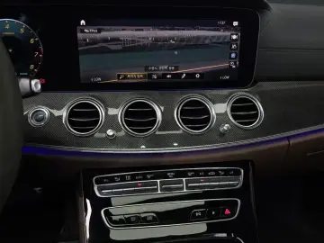 2021 Mercedes-Benz E-Класс с пробегом 67 259 км