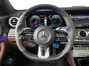 2021 Mercedes-Benz E-Класс с пробегом 67 259 км