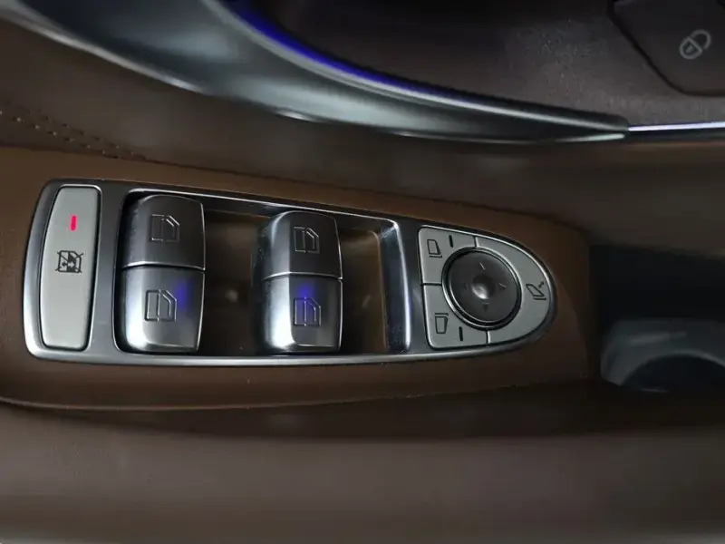 2021 Mercedes-Benz E-Класс с пробегом 67 259 км