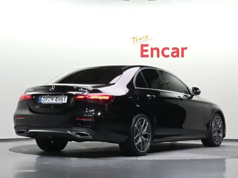 2021 Mercedes-Benz E-Класс с пробегом 75 870 км