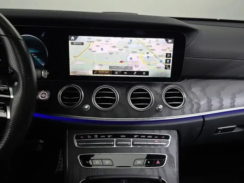 2021 Mercedes-Benz E-Класс с пробегом 75 870 км