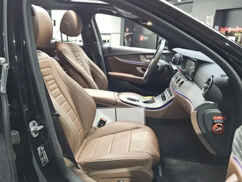 2023 Mercedes-Benz E-Класс с пробегом 57 057 км