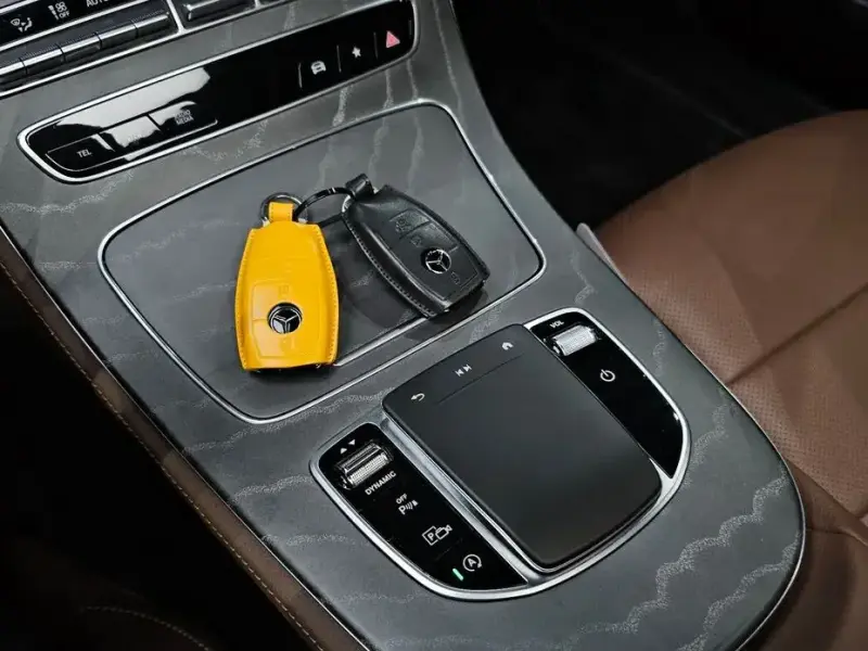 2023 Mercedes-Benz E-Класс с пробегом 57 057 км