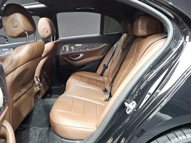 2023 Mercedes-Benz E-Класс с пробегом 57 057 км