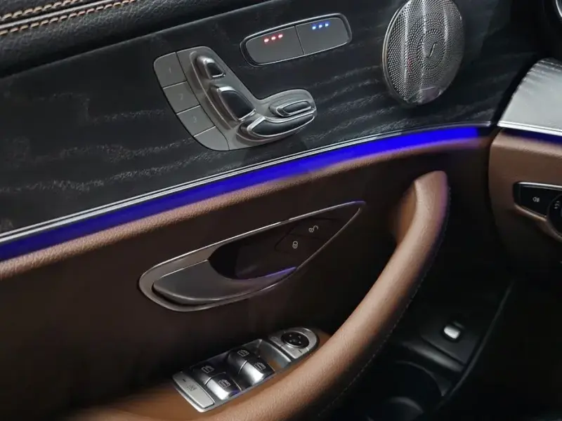 2023 Mercedes-Benz E-Класс с пробегом 57 057 км
