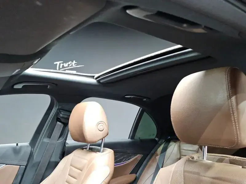 2023 Mercedes-Benz E-Класс с пробегом 57 057 км