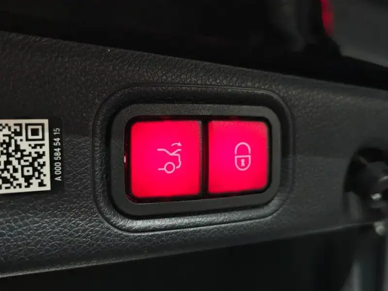 2023 Mercedes-Benz E-Класс с пробегом 57 057 км