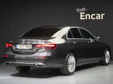 2021 Mercedes-Benz E-Класс с пробегом 33 936 км
