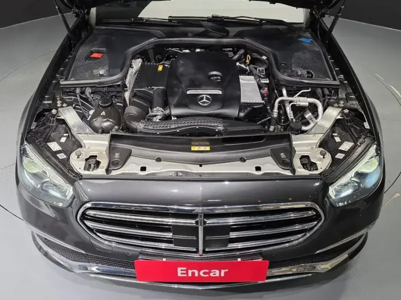 2021 Mercedes-Benz E-Класс с пробегом 33 936 км