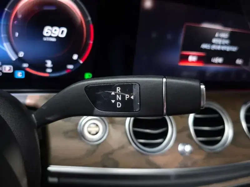 2021 Mercedes-Benz E-Класс с пробегом 33 936 км