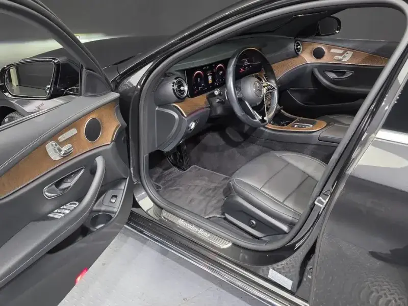 2021 Mercedes-Benz E-Класс с пробегом 33 936 км