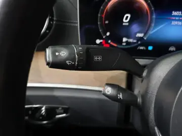 2021 Mercedes-Benz E-Класс с пробегом 33 936 км
