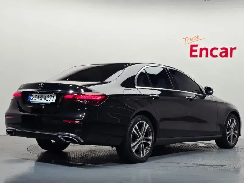 2023 Mercedes-Benz E-Класс с пробегом 41 174 км
