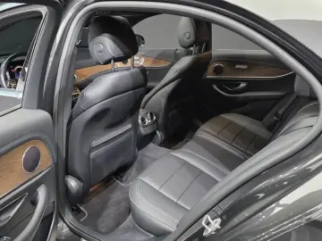 2021 Mercedes-Benz E-Класс с пробегом 33 936 км