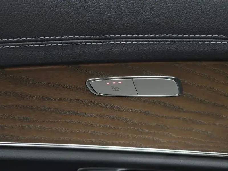 2021 Mercedes-Benz E-Класс с пробегом 33 936 км