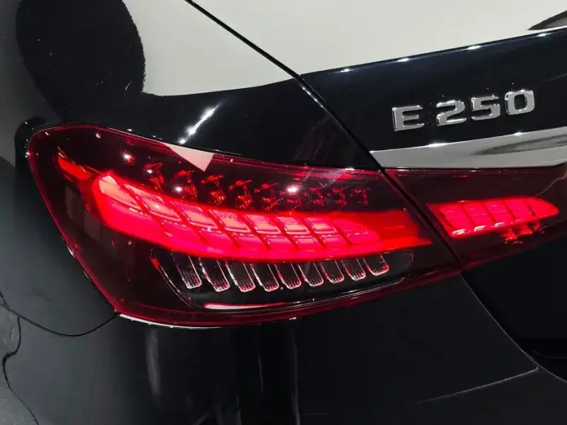 2023 Mercedes-Benz E-Класс с пробегом 41 174 км