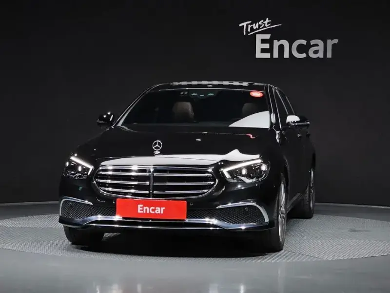2023 Mercedes-Benz E-Класс с пробегом 40 478 км