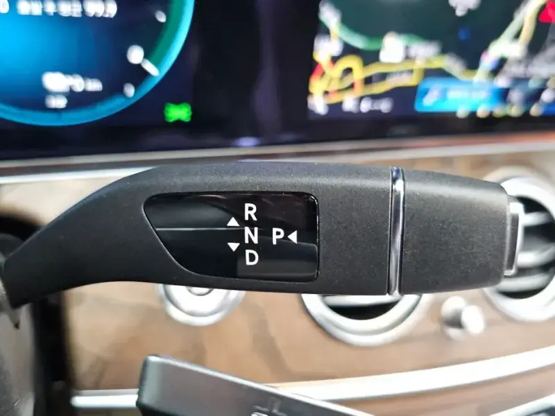 2023 Mercedes-Benz E-Класс с пробегом 40 478 км
