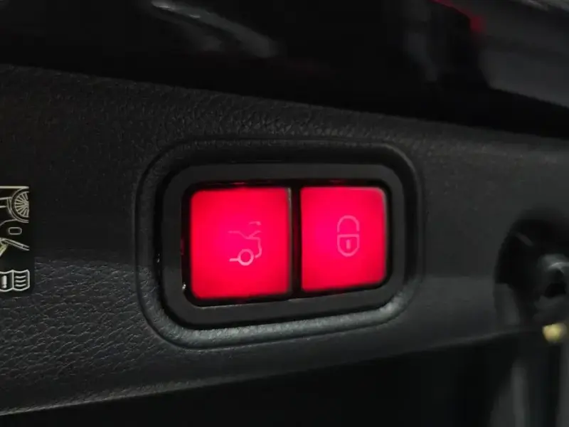 2023 Mercedes-Benz E-Класс с пробегом 40 478 км