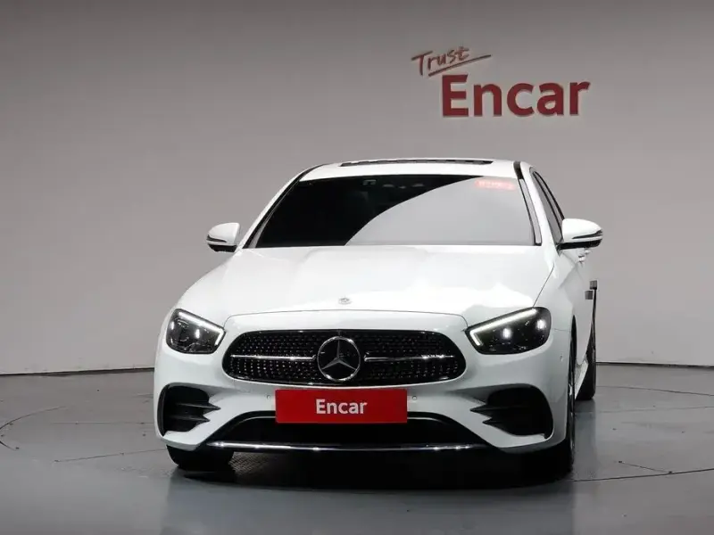 2023 Mercedes-Benz E-Класс с пробегом 24 171 км