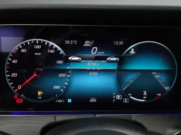 2022 Mercedes-Benz E-Класс с пробегом 8 786 км