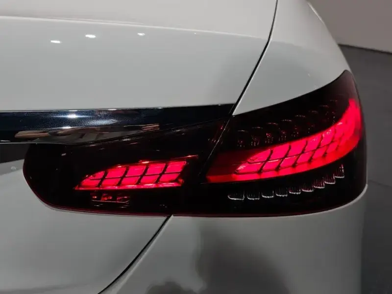 2023 Mercedes-Benz E-Класс с пробегом 24 171 км