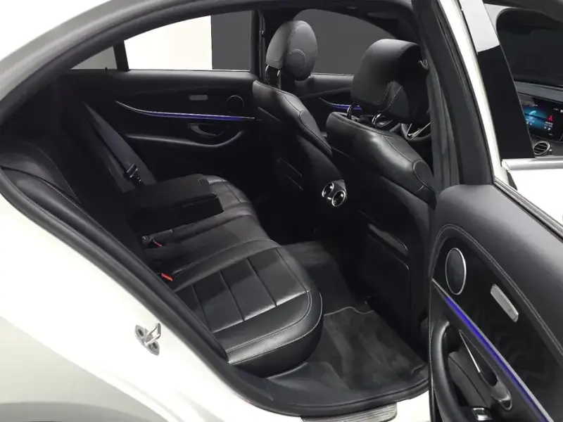 2022 Mercedes-Benz E-Класс с пробегом 8 786 км