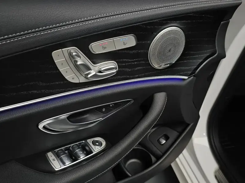 2023 Mercedes-Benz E-Класс с пробегом 24 171 км