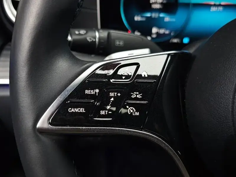 2023 Mercedes-Benz E-Класс с пробегом 24 171 км