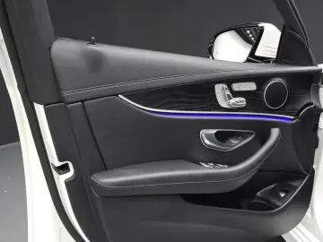 2022 Mercedes-Benz E-Класс с пробегом 8 786 км