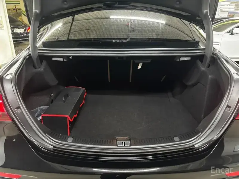 2022 Mercedes-Benz E-Класс с пробегом 79 000 км
