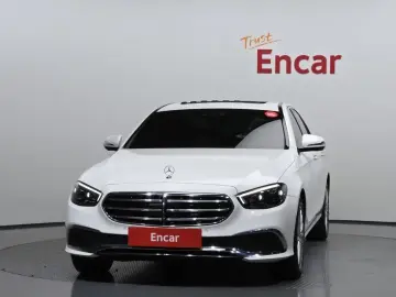 2022 Mercedes-Benz E-Класс с пробегом 23 877 км