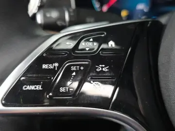 2022 Mercedes-Benz E-Класс с пробегом 23 877 км