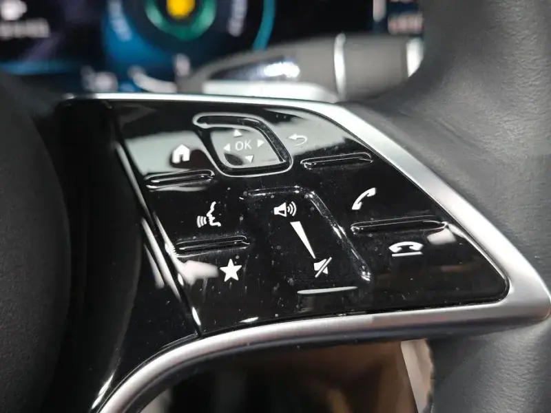 2022 Mercedes-Benz E-Класс с пробегом 23 877 км