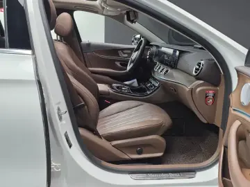 2019 Mercedes-Benz E-Класс с пробегом 82 866 км